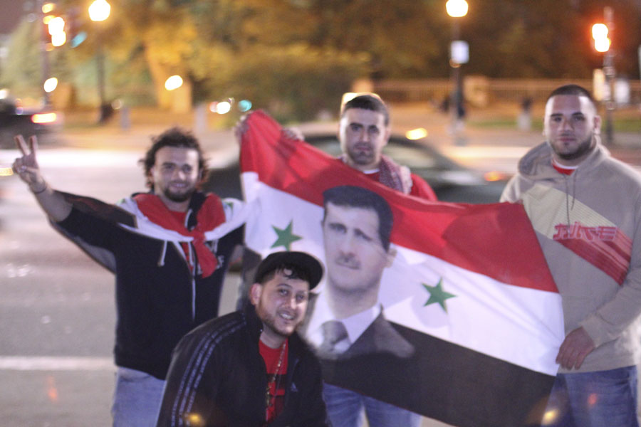 10月23日 在加拿大蒙特利尔的叙利亚留学生集会支持政府